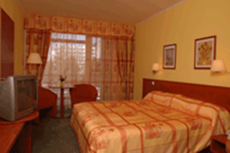 Relaxační pobyt v Büku, hotel Hunguest (bývalý Répce Gold ) s polopenzí